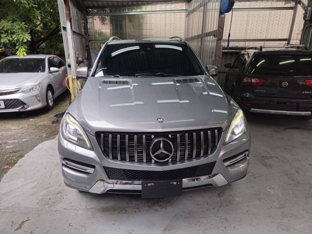 總代理 柴油 ML350 僅跑12萬  第12張相片