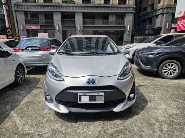 導航 CARPLAY 倒車顯影 藍芽音樂 網路電視 省油 好停車 都市首選 (車輛準備中)  第2張相片