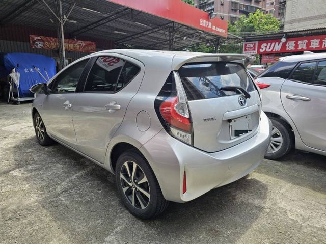 導航 CARPLAY 倒車顯影 藍芽音樂 網路電視 省油 好停車 都市首選 (車輛準備中)  第4張相片