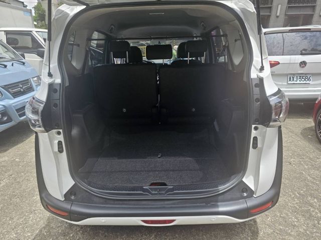 單電動滑門 倒車顯影 定速  第10張相片