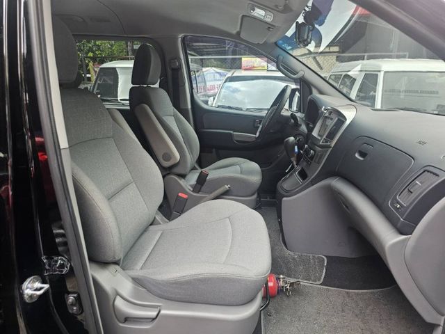 八人座 CP首選 定速 原廠多功能螢幕  第4張相片