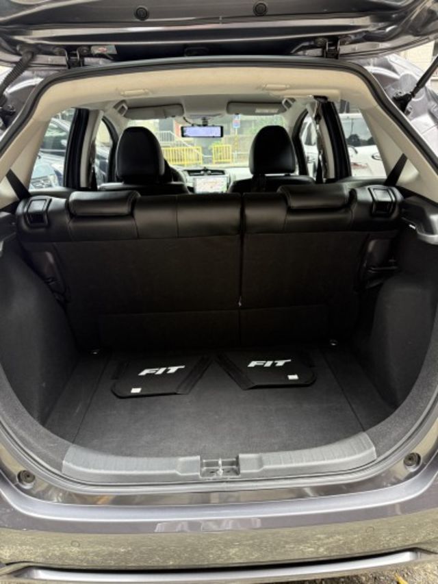 頂級S版/一手車/原鈑件/安卓主機/手自排快撥/前後錄影流媒體  第7張相片