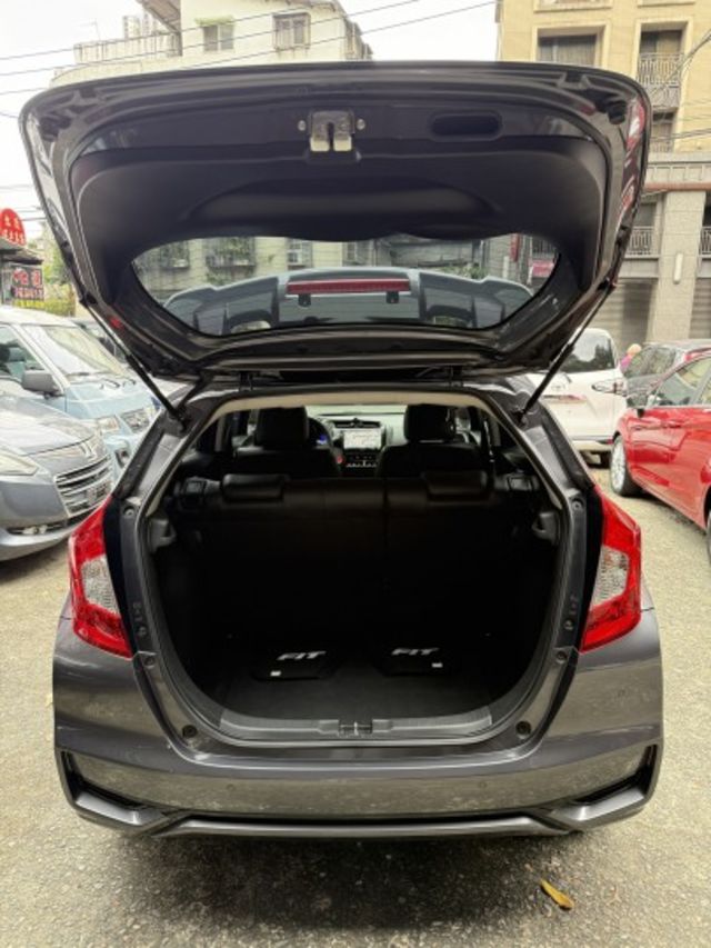 頂級S版/一手車/原鈑件/安卓主機/手自排快撥/前後錄影流媒體  第8張相片