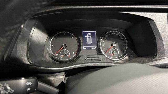 原廠新車四年無限公里保固 原鈑件 可認證 早鳥優惠價 自排150P 九人座  第2張相片