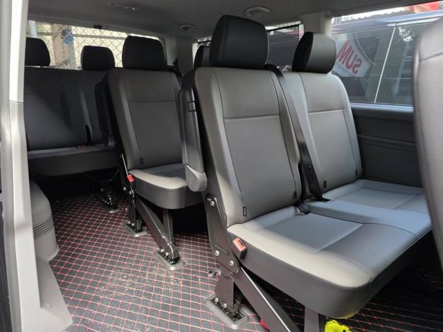 原廠新車四年無限公里保固 原鈑件 可認證 早鳥優惠價 自排150P 九人座  第7張相片