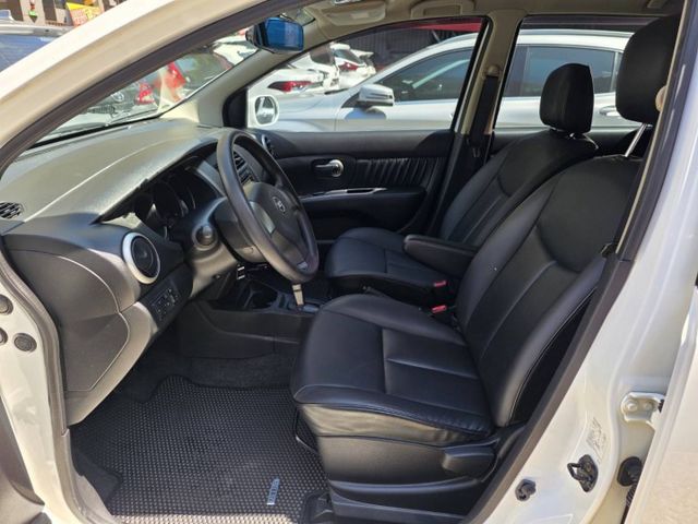 僅跑10萬 可認證 車超美 恆溫 旅行架 大空間 省油代步首選  第10張相片