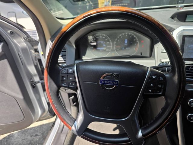 頂級安全與配備 ACC跟車 電動尾門 倒車顯影 電動收折 電動記憶椅 電子手煞  第16張相片