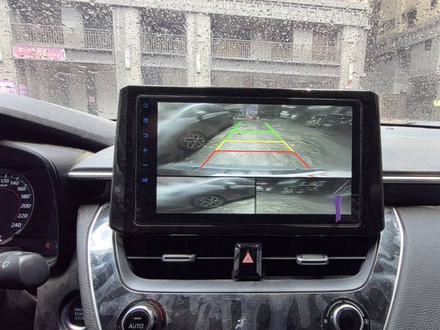 CC 汽油豪華 僅跑1.7萬、新車保固內、車況極優、高 CP 值跨界休旅  第3張相片