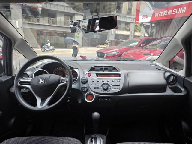 省油省稅好顧 優質代步小車  第10張相片