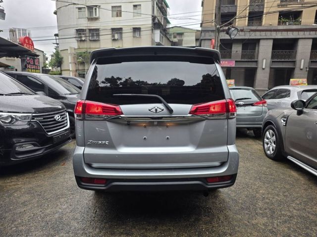 安卓、倒車顯影、導航、藍芽音樂、中央空調  第5張相片