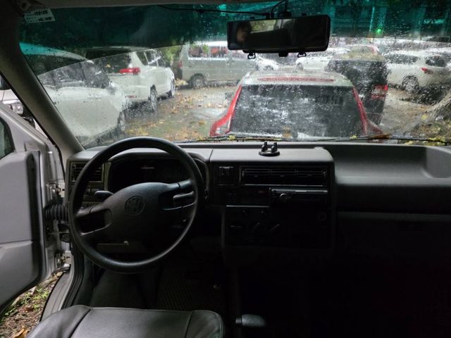 變更2人座貨車版 車況優 載貨、露營首選  第6張相片