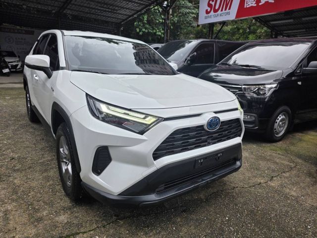 家庭出遊首選！ 全速域定速、自動煞停配備齊全，守護全家人安全。超大後車廂空間，露營採買輕鬆搞定  第3張相片