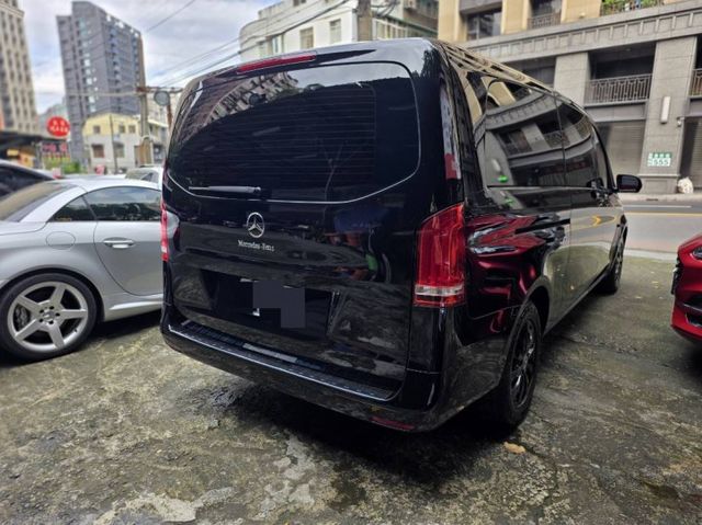 9人座 電動側滑門 安卓機 倒車顯影 導航 藍芽 換檔快撥  第5張相片