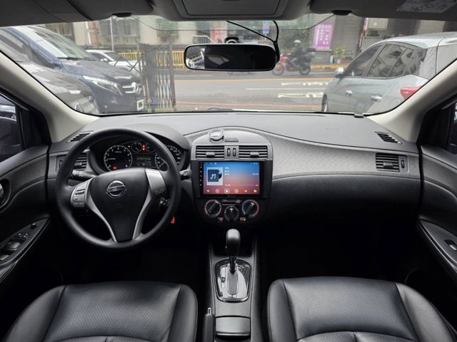 全車原鈑件 優質代步 多功能安卓主機 CARPLAY 藍牙音樂 ABS 循跡防滑 倒車影像 胎壓偵測  第10張相片