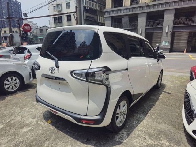 原鈑件 2020/11月出廠新款21型 I-KEY.TCS防滑循跡 買到賺到 要買要快  第14張相片