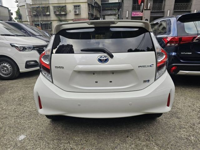 PRIUS  第5張相片