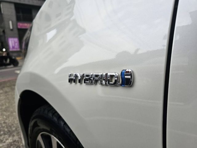 PRIUS  第11張相片