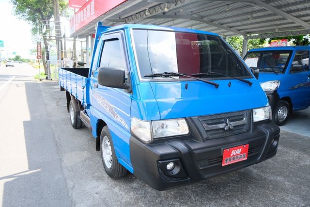 ✔️里程少 ✔️一手車 ✔️手排 ✔️音響設備  第3張相片