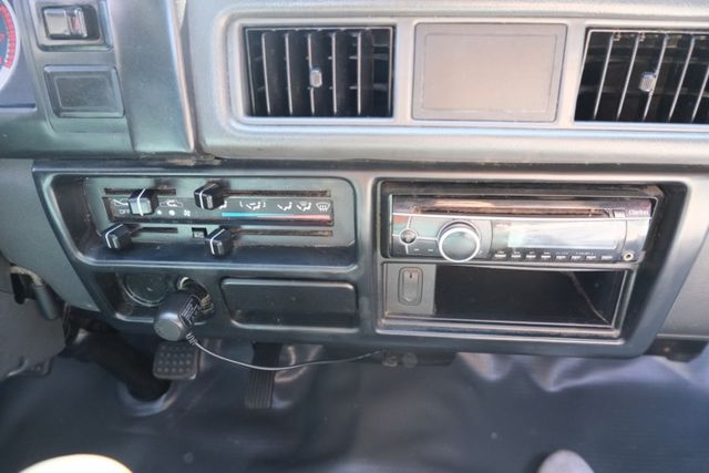 ✔️手排 ✔️音響設備✔️木床  第6張相片