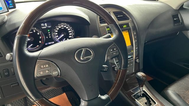 2011年 LEXUS ES350 電動座椅/GARMIN導航/免鑰匙啟動 舒適車款  第4張相片