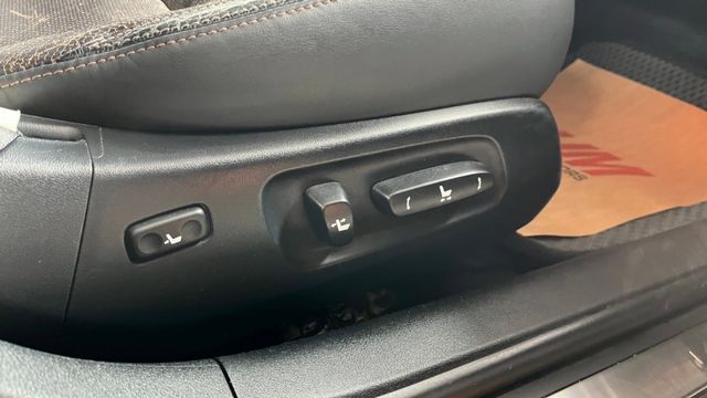 2011年 LEXUS ES350 電動座椅/GARMIN導航/免鑰匙啟動 舒適車款  第5張相片