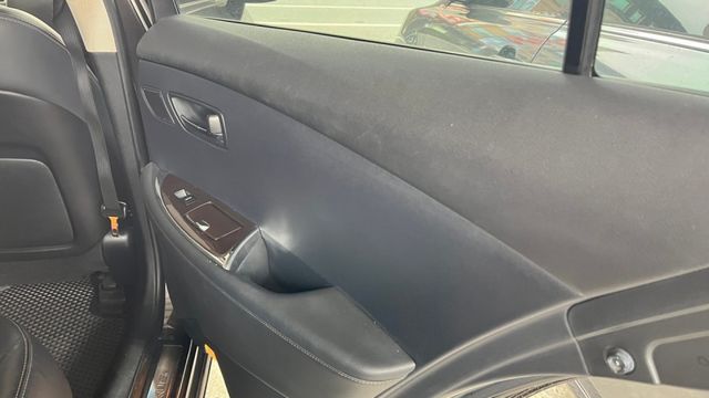 2011年 LEXUS ES350 電動座椅/GARMIN導航/免鑰匙啟動 舒適車款  第6張相片