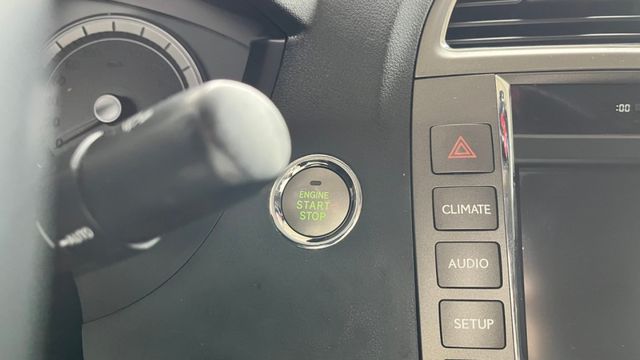 2011年 LEXUS ES350 電動座椅/GARMIN導航/免鑰匙啟動 舒適車款  第8張相片