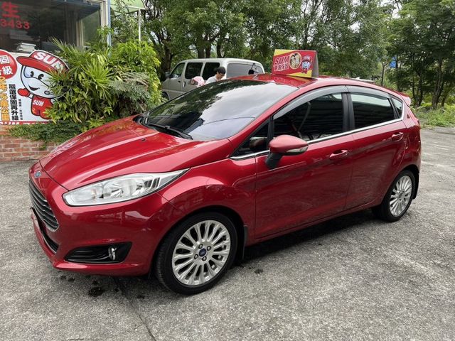 福特FORD FIESTA 1.0  IKEY免鑰匙/倒車顯影/難得低里程車況  第4張相片