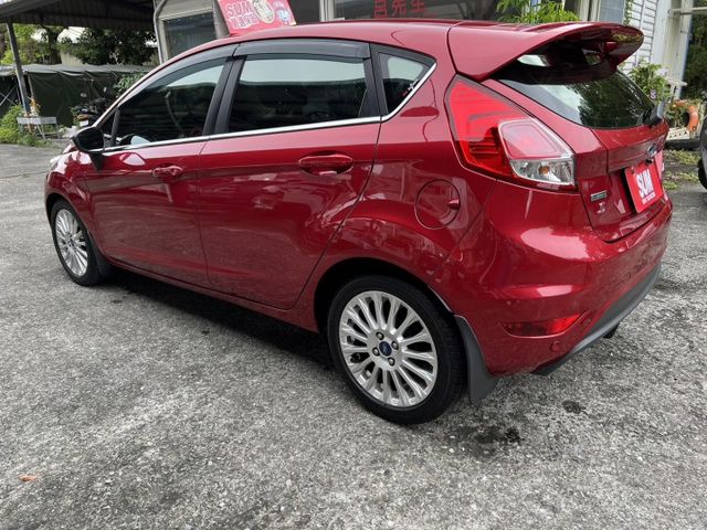 福特FORD FIESTA 1.0  IKEY免鑰匙/倒車顯影/難得低里程車況  第13張相片