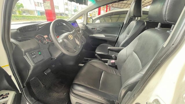 2011年 TOYOTA WISH威許2.0 EHI款 七人座/IKEY GPS導航 藍芽  第4張相片