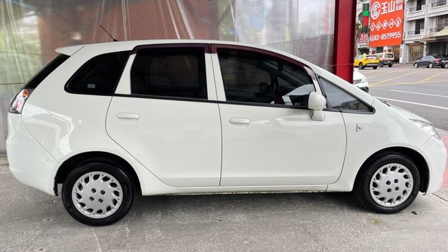 MITSUBISHI COLT 1.6  僅跑10萬公里/導航/藍芽/倒車顯影/大空間~輕巧小車任逍遙  第9張相片