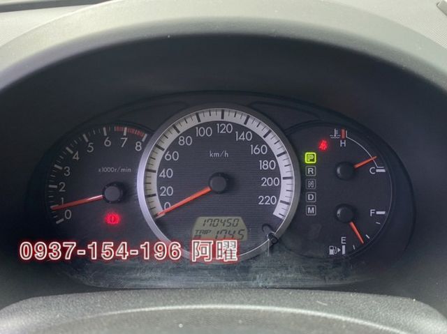 便宜好入手，七人座休旅車，天窗，安全氣囊，電動椅，多功能影音，可全額貸款。  第11張相片