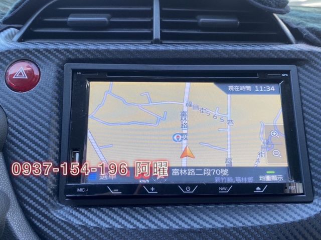 換檔撥片，衛星導航，安全氣囊，實用性高的優質小車，代步車最佳首選。  第10張相片