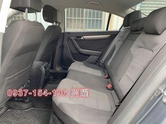 【客戶託售】國產的價格，進口的享受，里程僅跑9萬公里，CP值高，歡迎來電詢問。  第4張相片