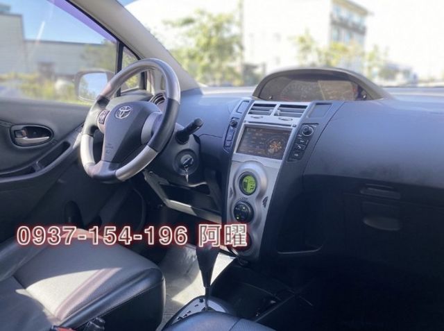 超值代步小鴨，省油好停車，全車原鈑件，可全額貸款。  第8張相片