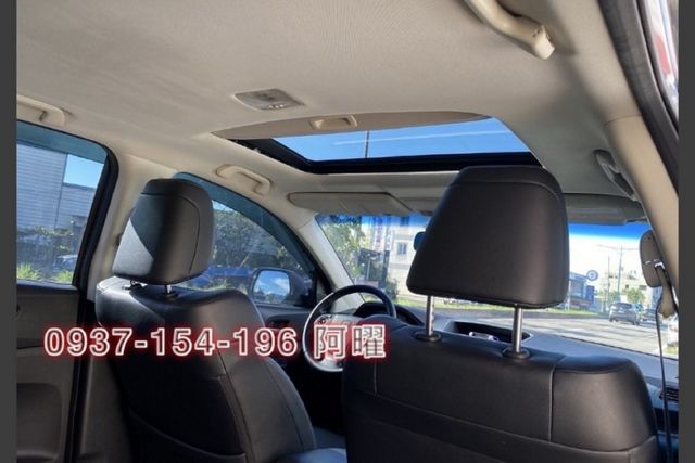 2.4S版，四輪傳動，定速，恆溫，電動椅，安全氣囊，休閒露營，出遊旅行，空間寬敞靈活實用。  第9張相片