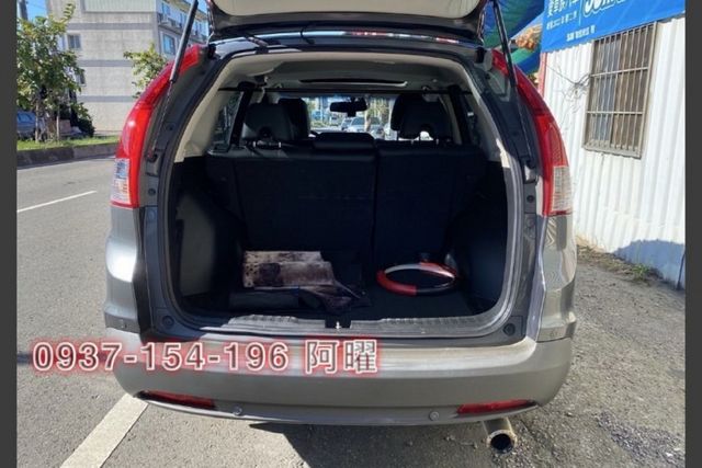 2.4S版，四輪傳動，定速，恆溫，電動椅，安全氣囊，休閒露營，出遊旅行，空間寬敞靈活實用。  第12張相片