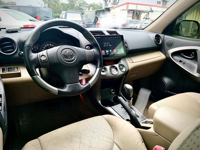 RAV4  第7張相片