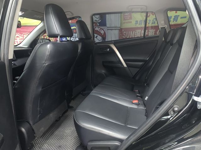 RAV4  第14張相片