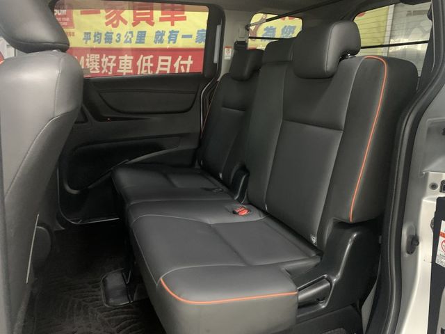SIENTA  第12張相片