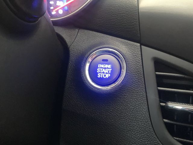 ELANTRA  第15張相片