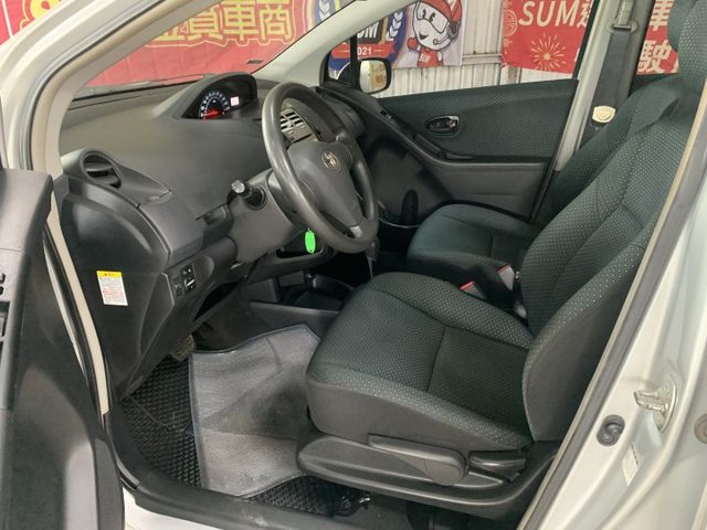 YARIS  第13張相片
