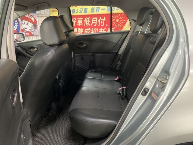 YARIS  第10張相片