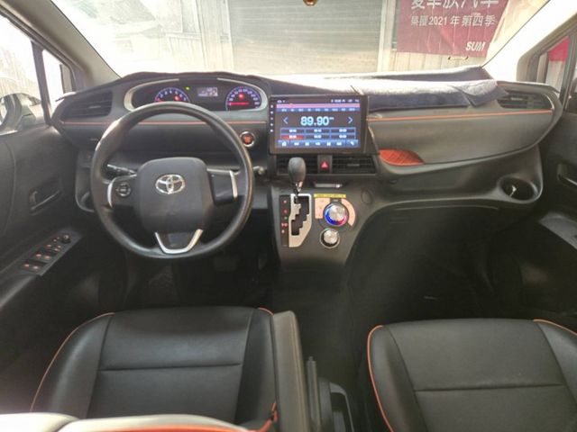 SIENTA  第7張相片