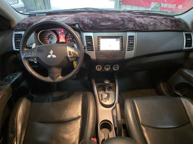 OUTLANDER  第4張相片