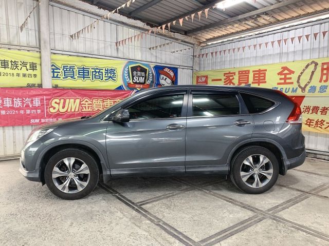 2.4S版，四輪傳動，定速，恆溫，電動椅，安全氣囊，休閒露營，出遊旅行，空間寬敞靈活實用。  第3張相片