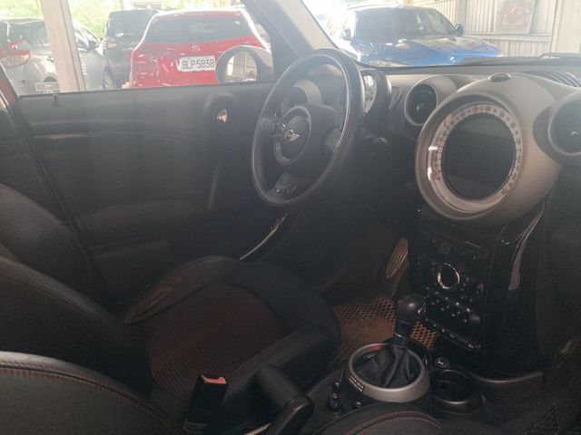 COOPER S COUNTRYMAN  第11張相片