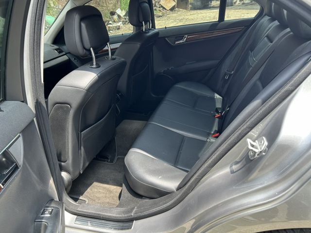 C-CLASS W204  第6張相片