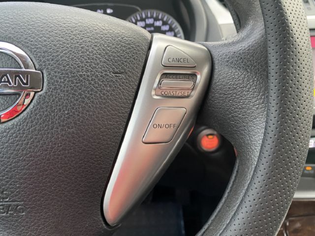 ▲豪華影音版，里程保證，全車原鈑件▲升級原廠導航／電視＋胎壓＋倒車顯影▲免鑰匙，恆溫，定速，感應大燈，免頭款可全貸  第11張相片