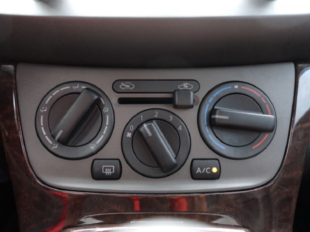 ▲推薦代步車，里程保證，全車原鈑件▲升級八核安卓＋CarPlay＋測速雷達＋行車記錄器▲定速巡航，胎壓偵測，感應大燈  第17張相片